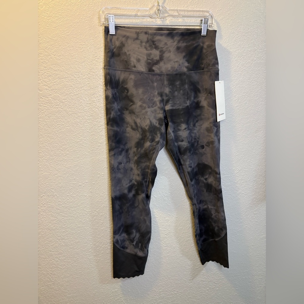 Lululemon NWT Align Pant 25” *Scallop